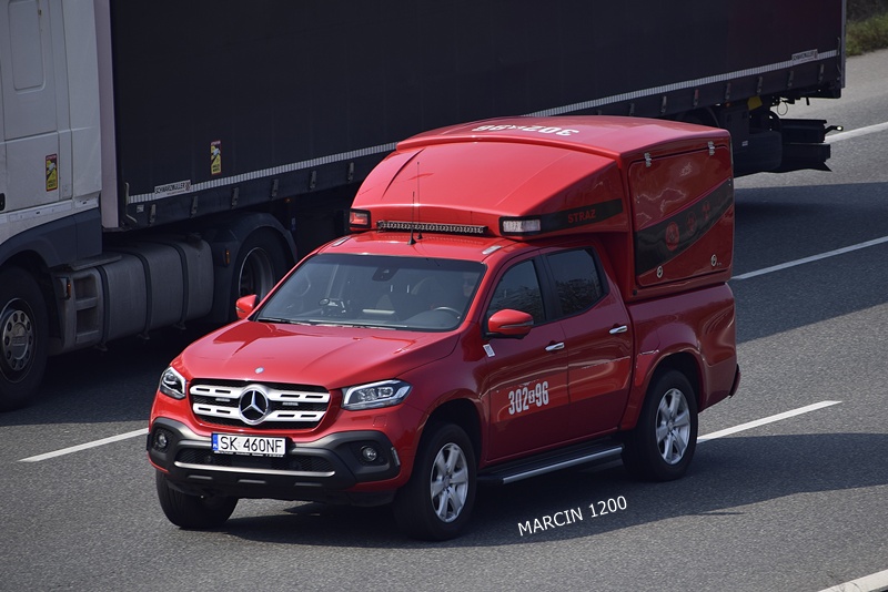 STRAŻ POŻARNA (2)-crop-MERCEDES-BENZ X250d.JPG