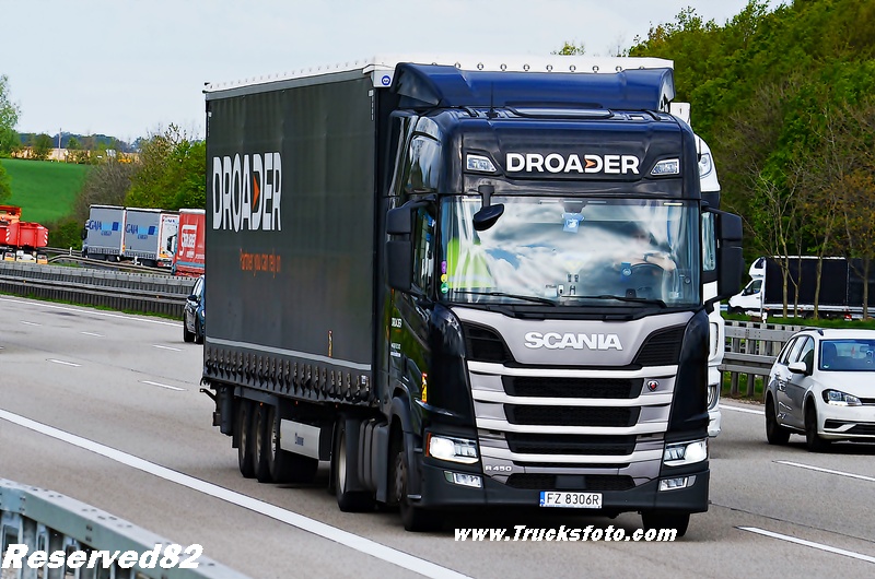 DSC_4189 DROADER.JPG