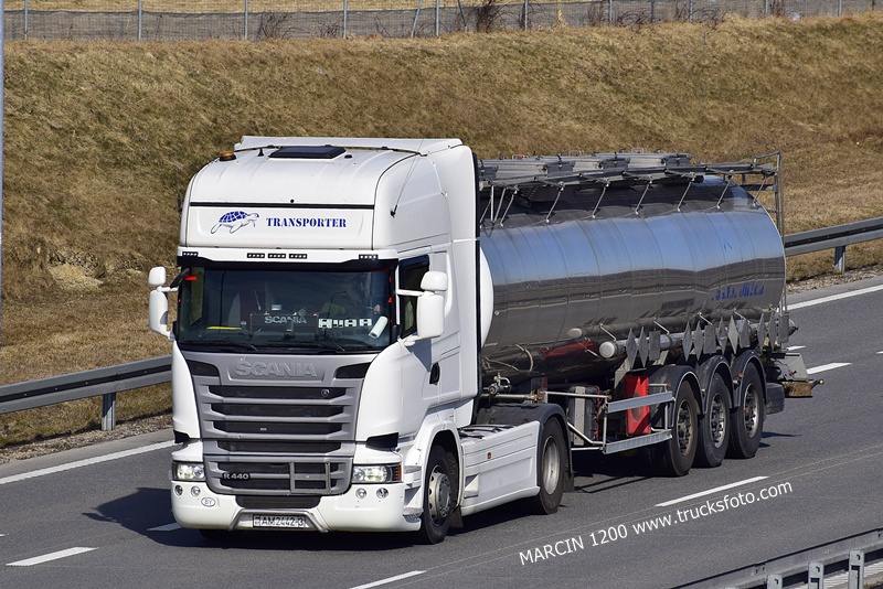 _DSC3396 Transporter-crop-SCANIA R.JPG