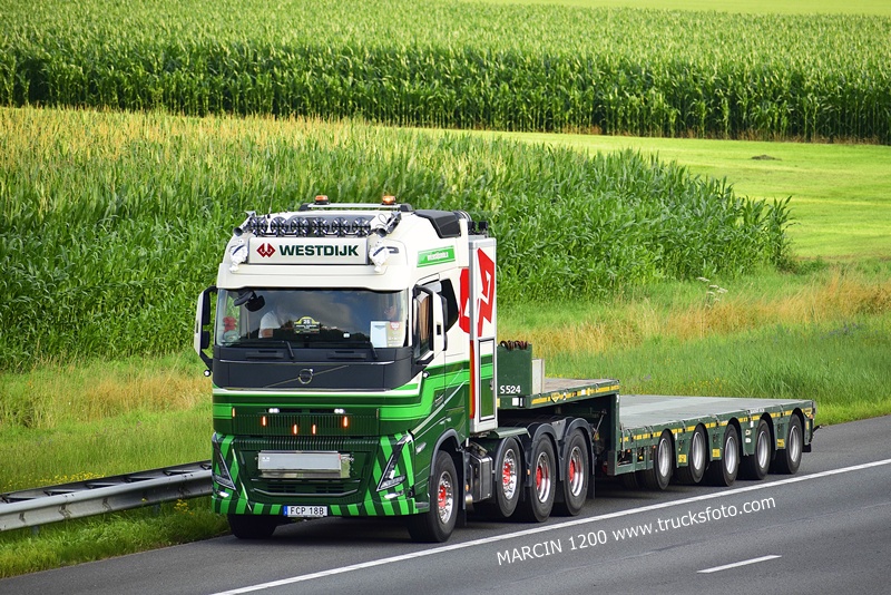 _DSC1119 WESTDIJK-crop-VOLVO FH5.JPG