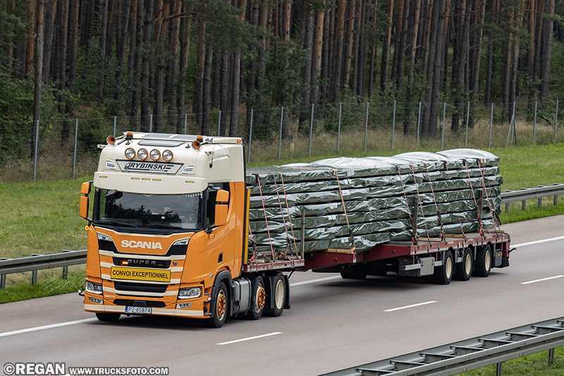 Scania 560R Super - Rybiński Oversize.jpg