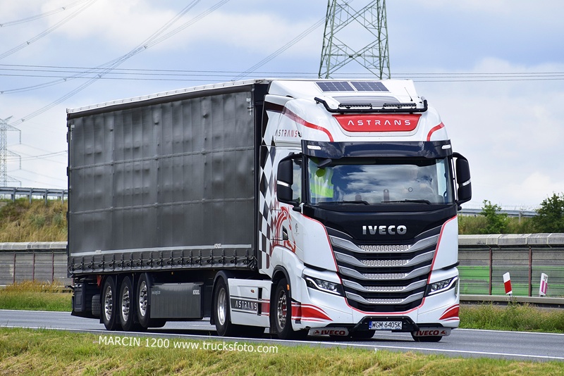 ASTRANS (2)-crop-Iveco S-Way.JPG