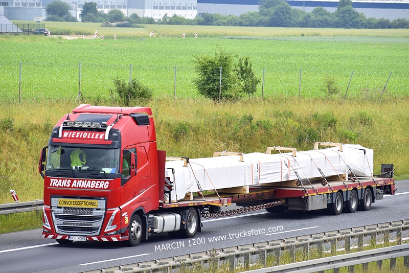 _DSC00011 (924) WIESIOLLEK TRANS ANNABERG-crop-VOLVO FH5.JPG