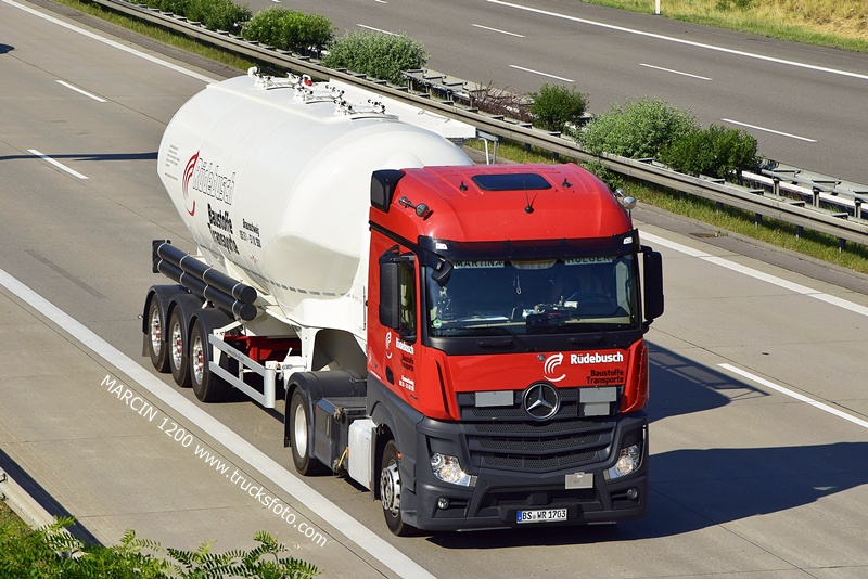 _DSC9351 RUDEBUSCH-crop-ACTROS MP4.JPG