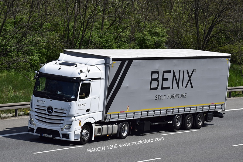 _DSC5227 BENIX-crop-actros mp5.JPG