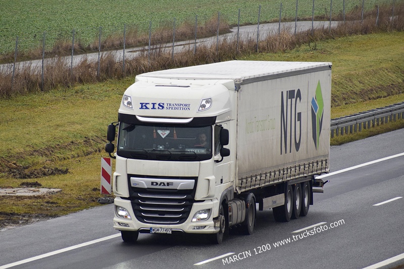 _DSC1315 KIS-crop-DAF XF 106 II.JPG
