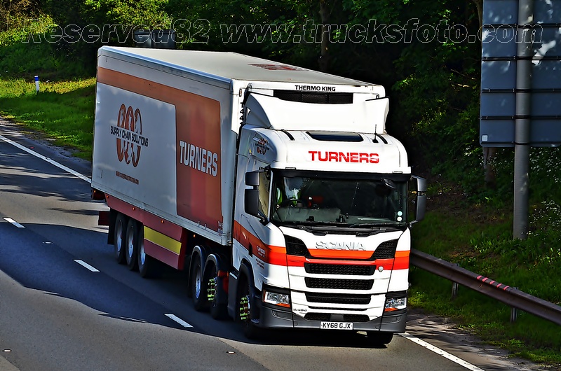 DSC_8696 TURNERS.JPG