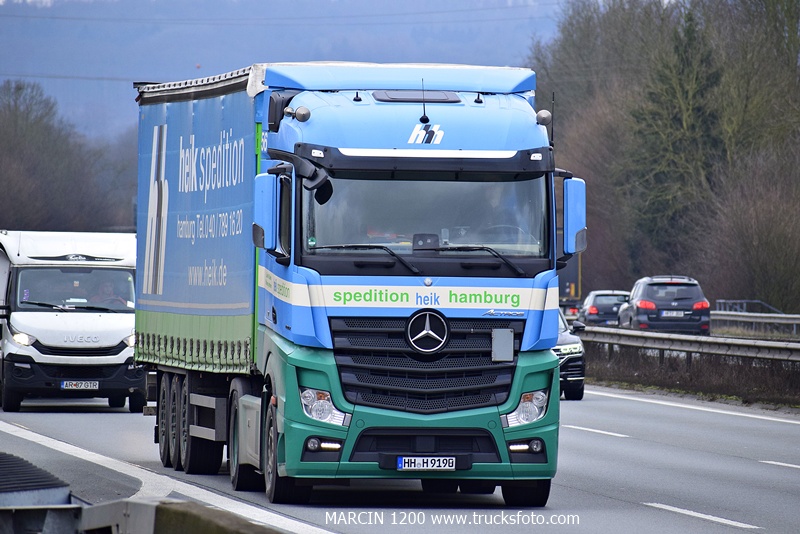 _DSC1276 HEIK-crop-ACTROS MP4.JPG