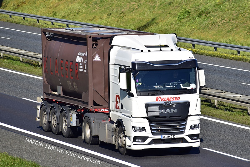 _DSC3658 KLAESER-crop-MAN TGX II.JPG