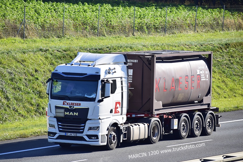 _DSC3666 KLAESER-crop-MAN TGX II.JPG