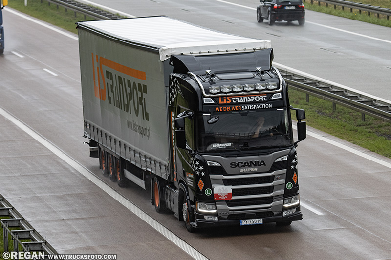 Scania R450 Lis Transport.jpg