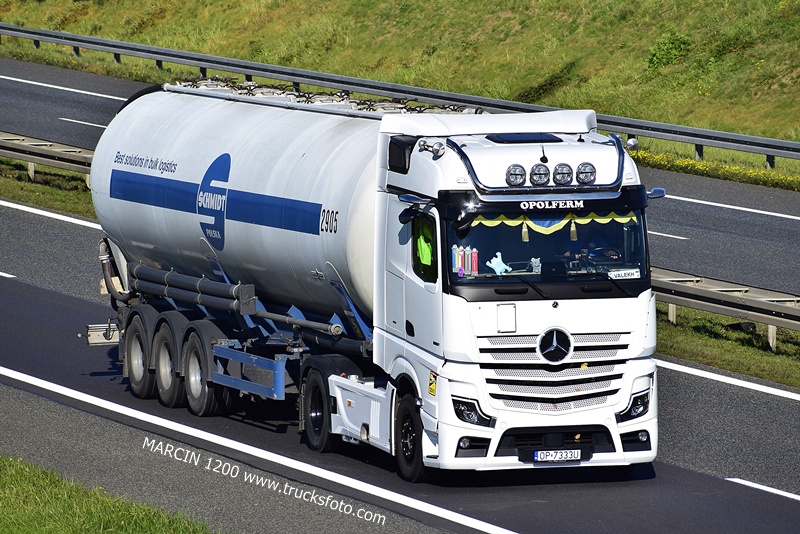 _DSC3648 Opolferm-crop-ACTROS MP5.JPG