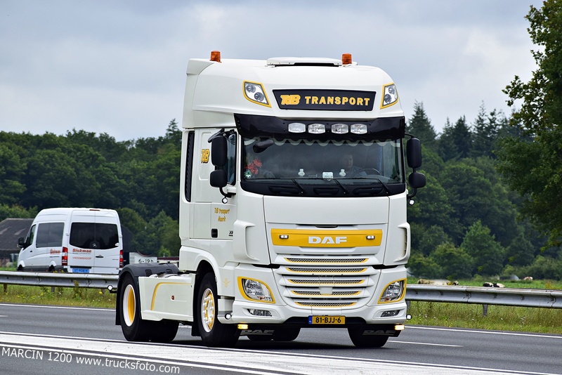 _DSC0102 TdB TRANSPORT-crop-DAF XF 106.JPG