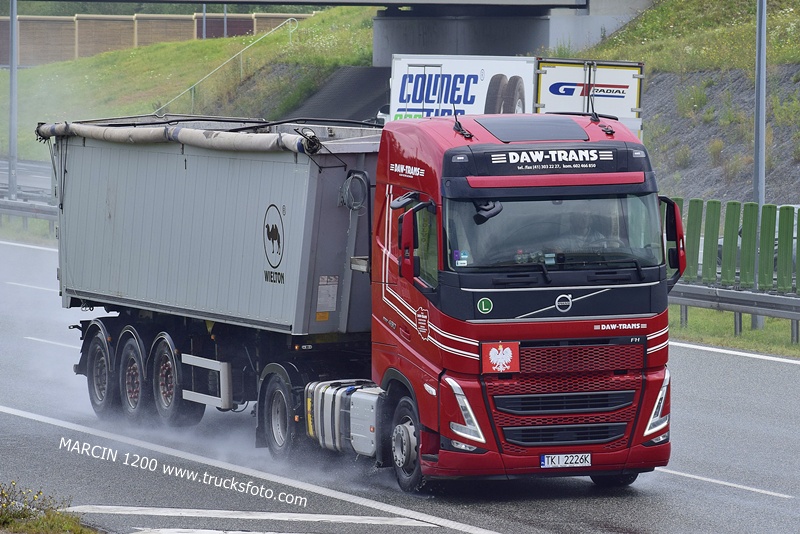 _DSC00011 (1284) DAW-TRANS-crop-VOLVO FH5.JPG