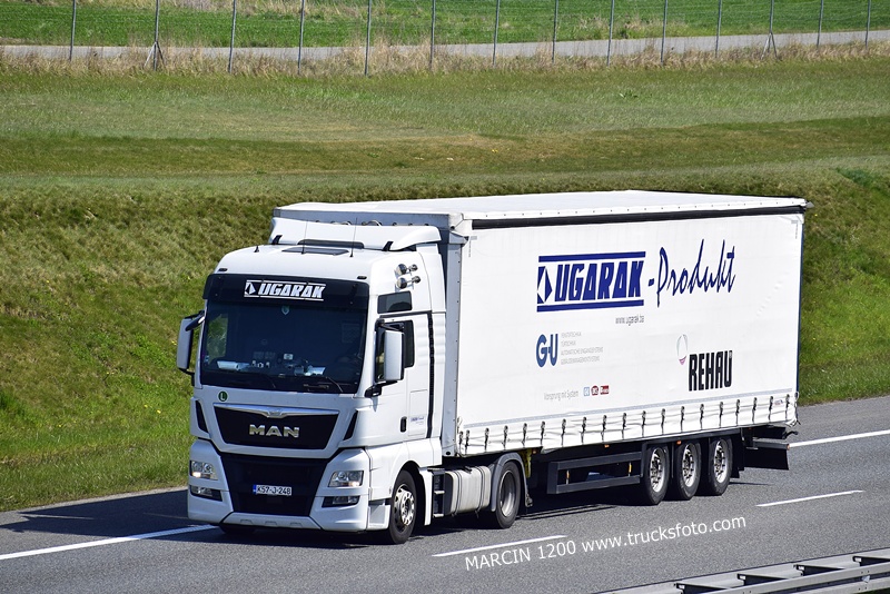 _DSC5820 UGARAK-crop-MAN TGX.JPG