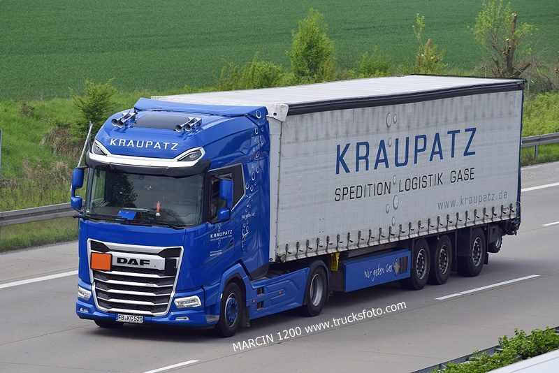 _DSC4488 KRAUPATZ-crop-DAF XG.JPG