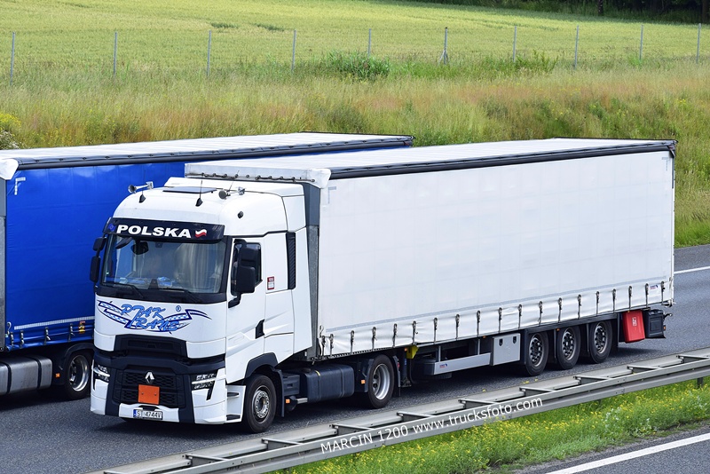 PTAK TRANS (2)-crop-RENAULT RANGE-T EVO.JPG