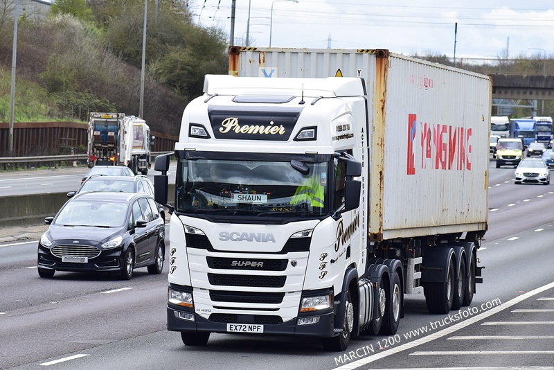 _DSC0674-crop-PREMIER-SCANIA R460 NG.JPG