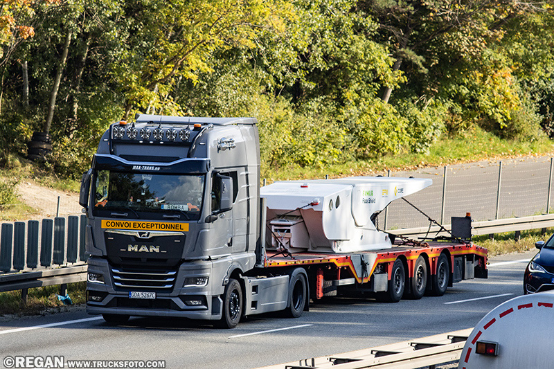 MAN TGX - Max-Trans.jpg