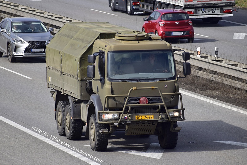 _DSC2521 WOJSKO ZAGRANICA-crop-TATRA.JPG