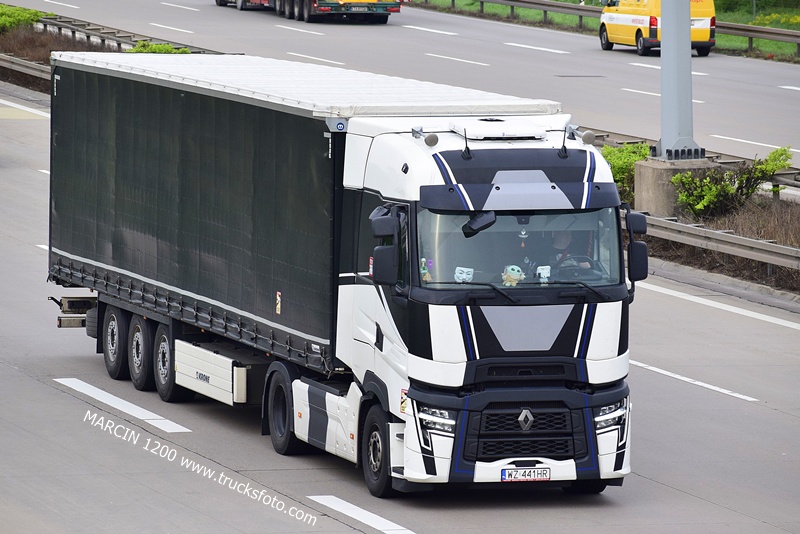 _DSC5430 RENAULT RANGE-T EVO-crop-----.JPG