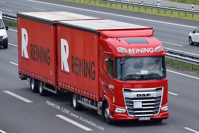 _DSC8985 REINING-crop-DAF XG.JPG