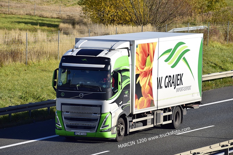 _DSC4162 W. Grajek-crop-VOLVO FH5.JPG