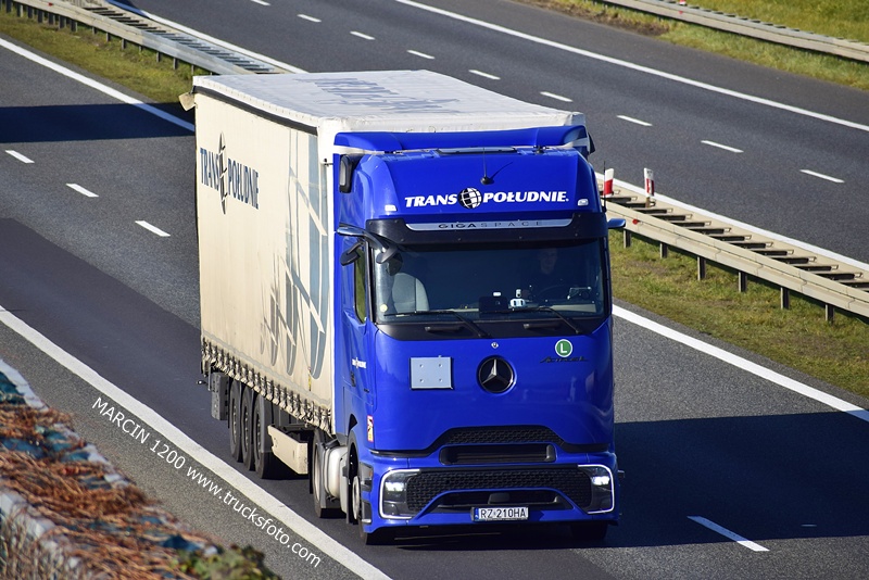 _DSC4057 TRANS POŁUDNIE-crop-ActrosL ProCabin.JPG