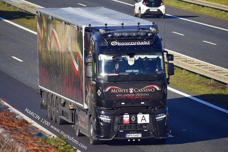 _DSC3801 SKOWROŃSKI MŁYN OCIEKA-crop-RENAULT RANGE-T EVO - MONTE CASSINO.JPG