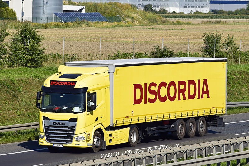 _DSC6540 DISCORDIA-crop-DAF XF.JPG