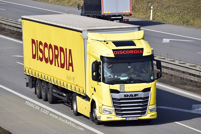 _DSC2358 DISCORDIA-crop-DAF XF.JPG