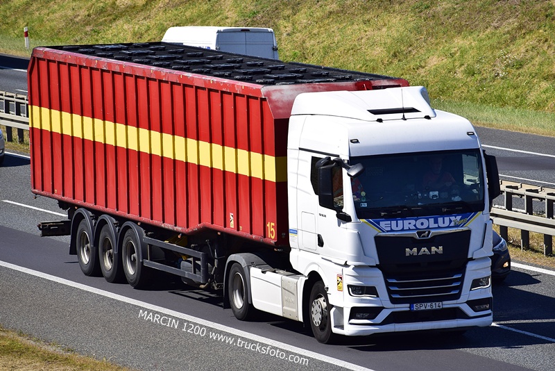 EUROLUX-crop-MAN TGX II.JPG