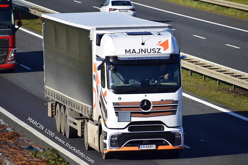 _DSC3965 MAJNUSZ-crop-ActrosL ProCabin.JPG