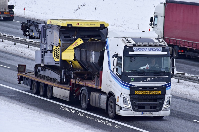_DSC9120 WEST-TRANS-crop-VOLVO FH4.JPG