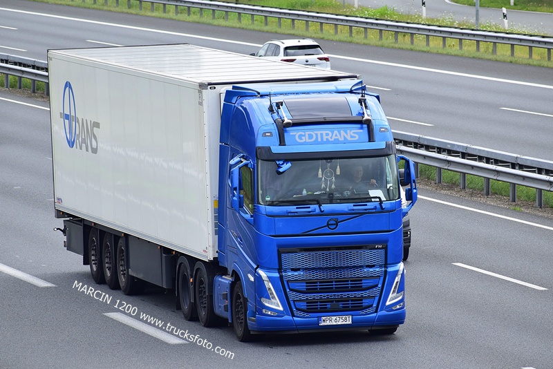 _DSC8589 GDTRANS-crop-VOLVO FH5.JPG
