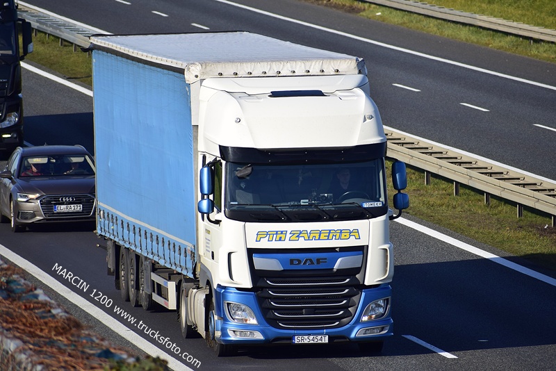_DSC3947 PTH ZAREMBA-crop-DAF XF 106 II.JPG