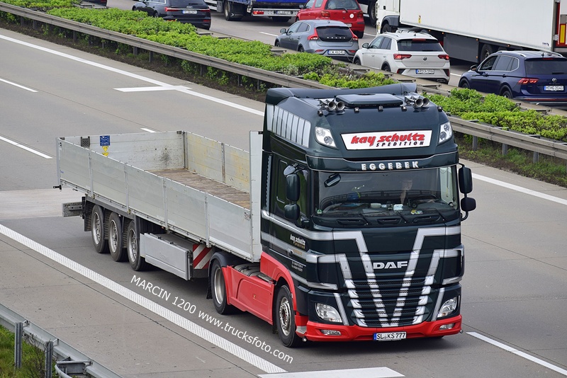 _DSC4637 KAY SCHULTZ SPEDITION-crop-DAF XF 106.JPG