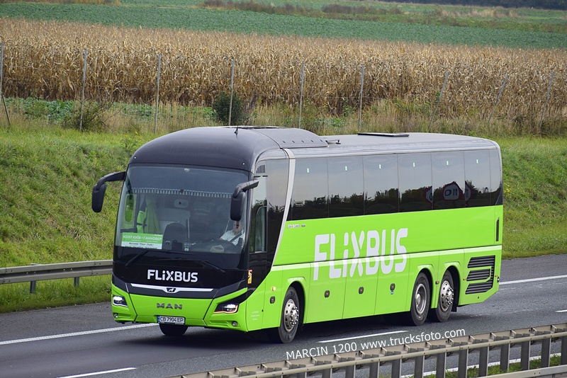 _DSC3156 AUTOBUS MAN-crop-FLIXBUS.JPG