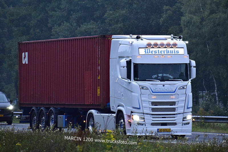 _DSC9564 WESTERHUIS-crop-SCANIA S.JPG