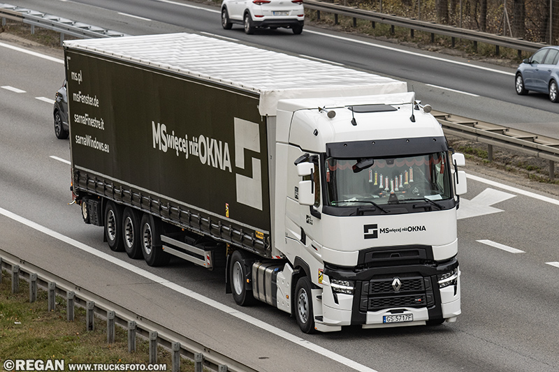 Renault Range T Evolution - MS więcej niż Okna.jpg