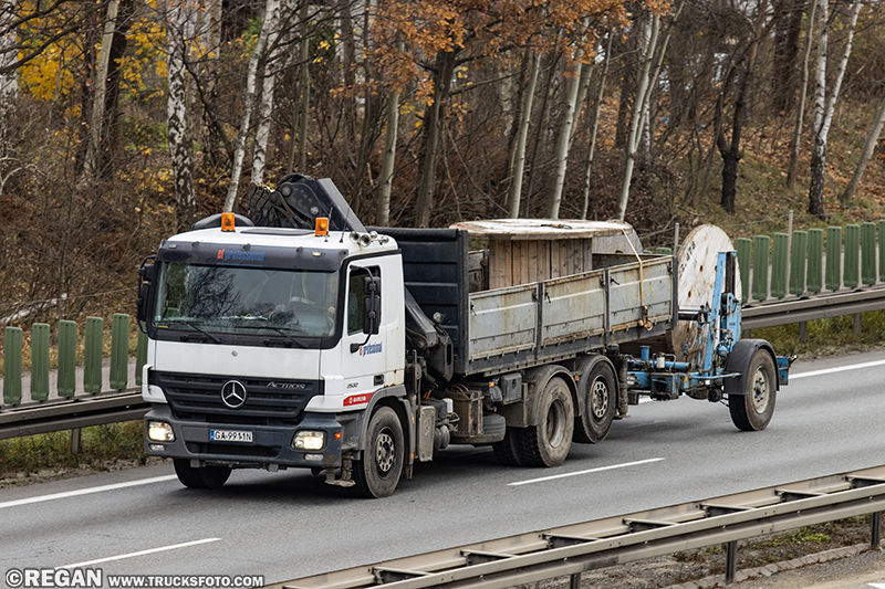 Mercedes-Benz Actros - EL Proffesional.jpg
