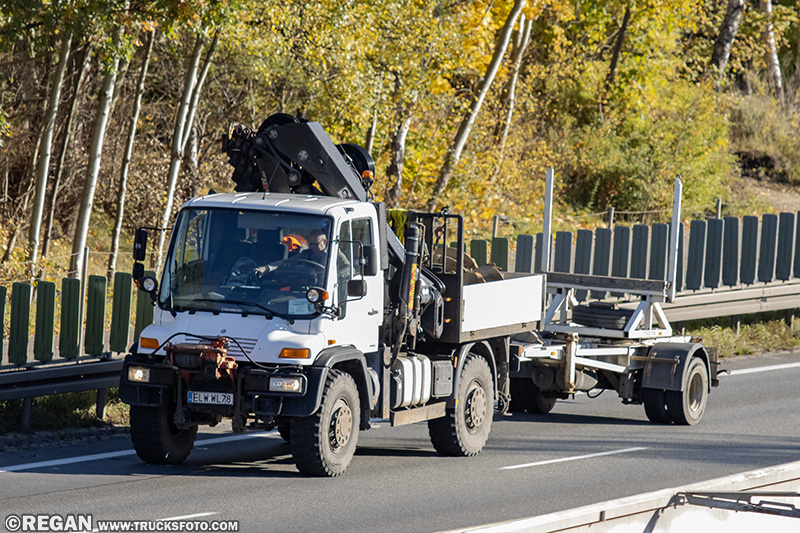Mercedes-Benz Unimog - PGE.jpg