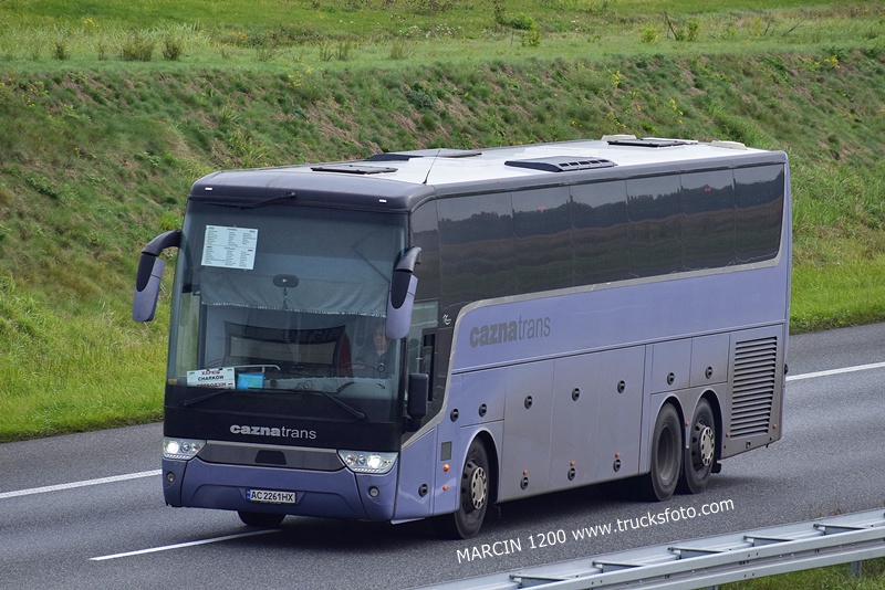 _DSC2836 AUTOBUS VAN HOOL-crop-CAZNATRANS.JPG