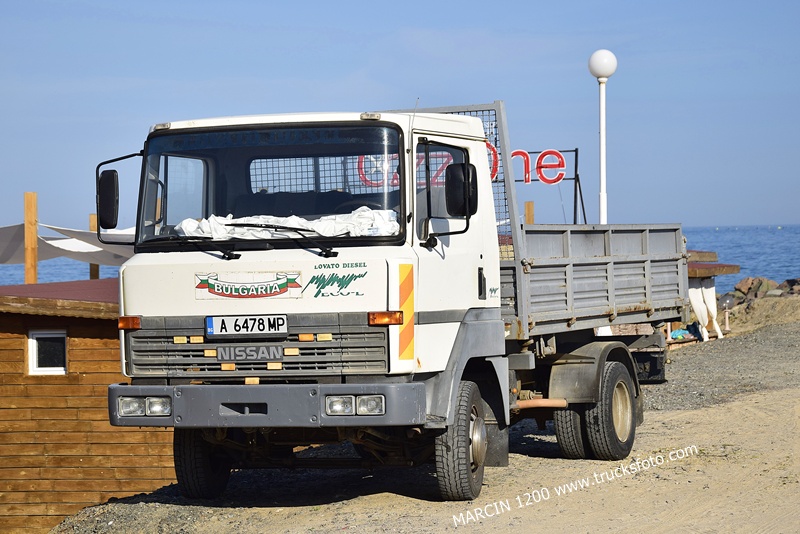 _DSC5403 NISSAN-crop-EBRO.JPG