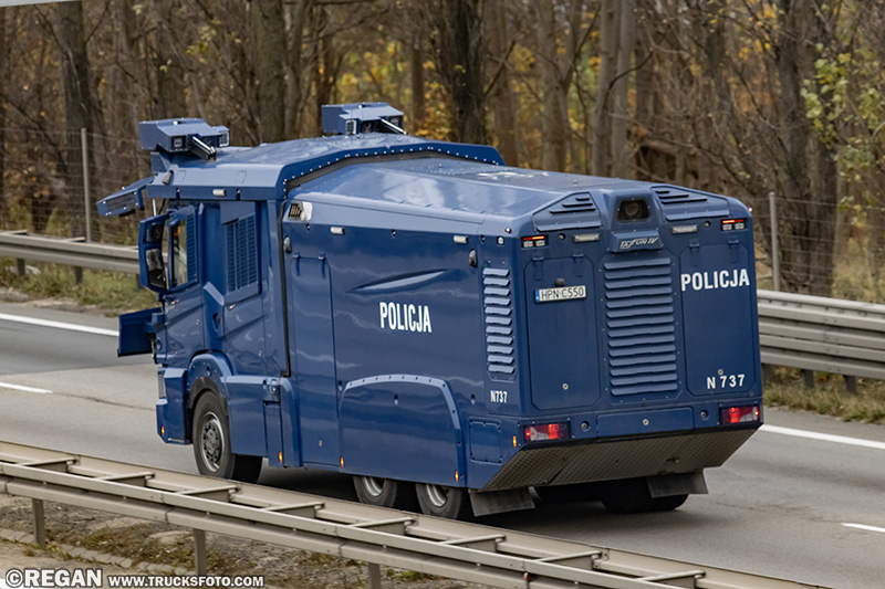 Tajfun IV Policja.jpg