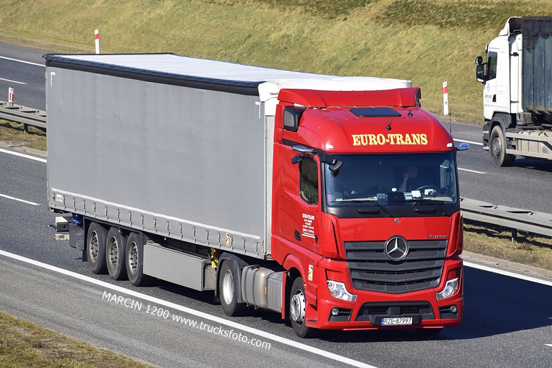 _DSC4129 EURO-TRANS-crop-ACTROS MP5.JPG