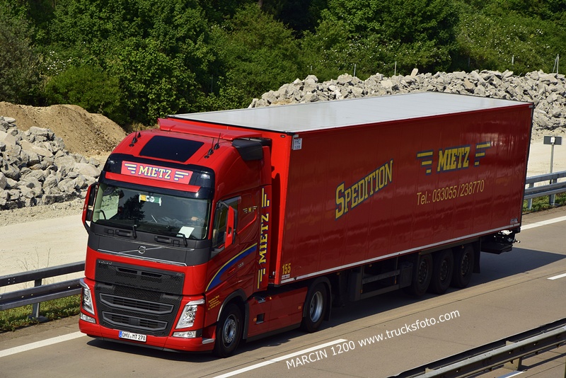 _DSC9196 MIETZ-crop-VOLVO FH4.JPG