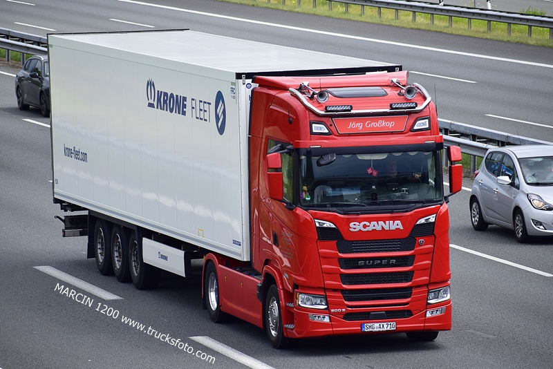 _DSC9201 JORG GROBKOP-crop-SCANIA S500 SUPER.JPG