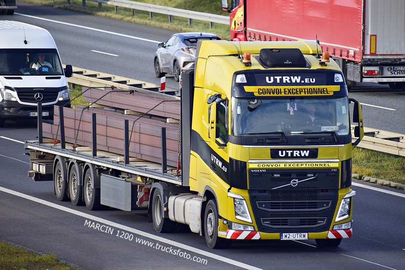 _DSC4654 UTRW-crop-VOLVO FH4.JPG