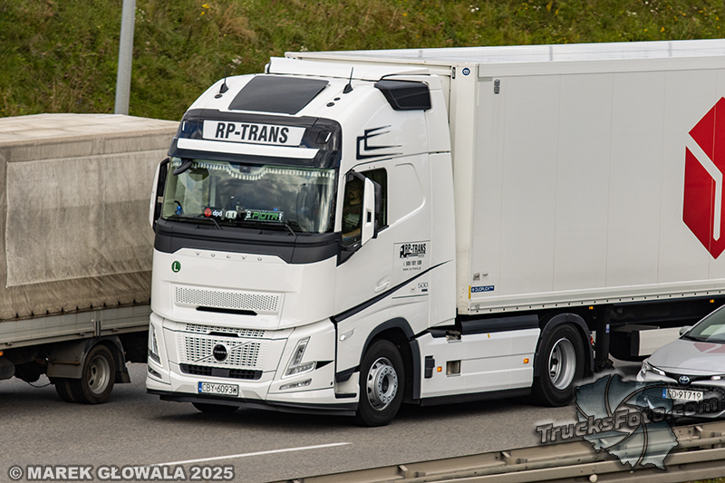 Volvo FH Aero RP-Trans.jpg